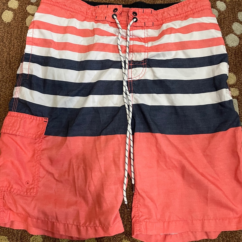 Men’s swim trunks
